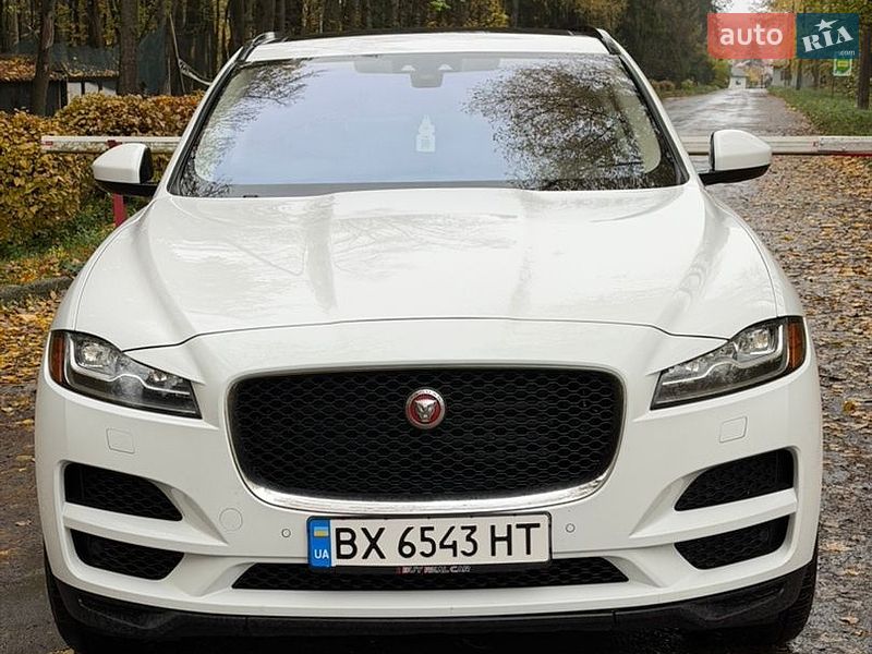 Внедорожник / Кроссовер Jaguar F-Pace 2016 в Хмельницком