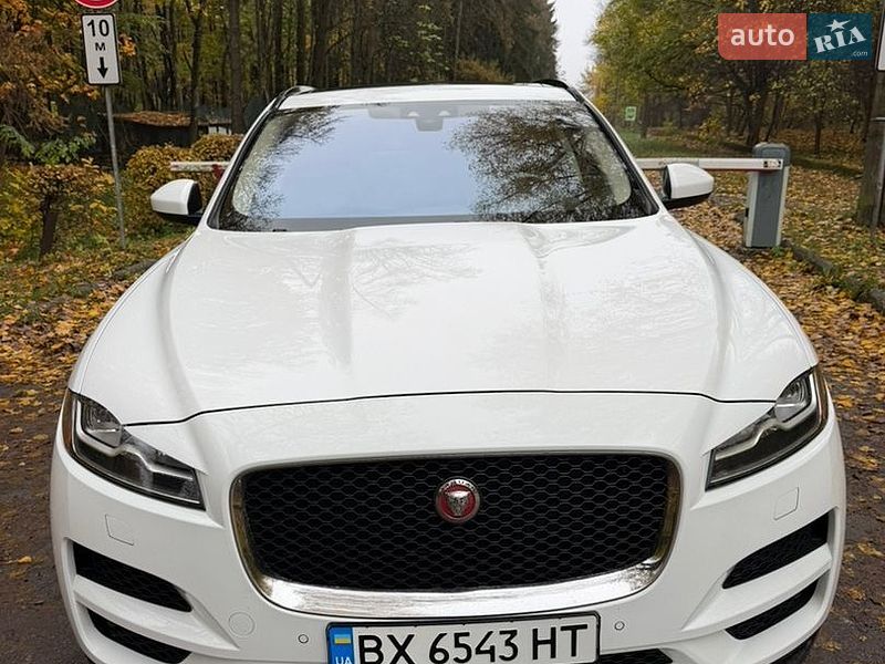 Внедорожник / Кроссовер Jaguar F-Pace 2016 в Хмельницком
