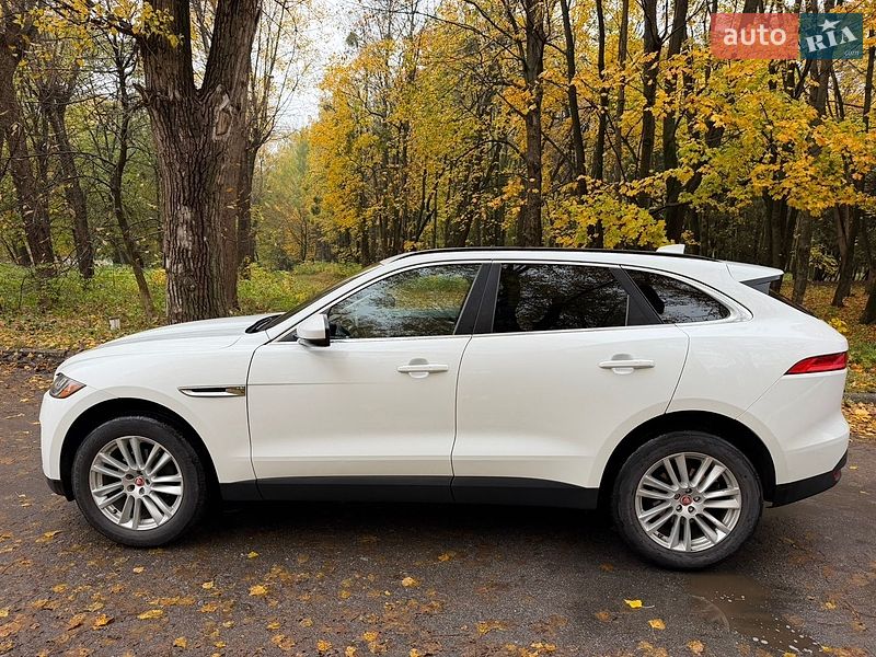 Внедорожник / Кроссовер Jaguar F-Pace 2016 в Хмельницком