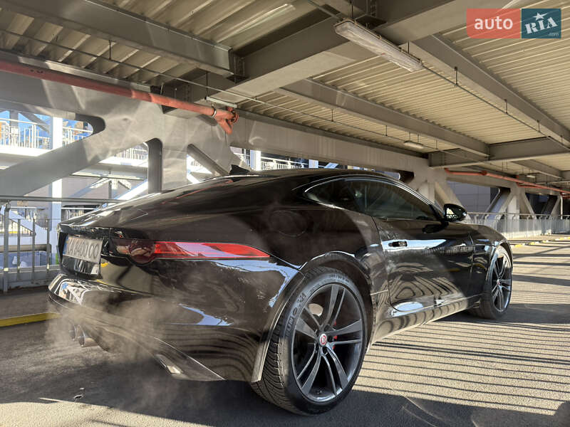 Легковые Jaguar F-Type