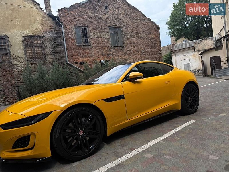 Купе Jaguar F-Type 2021 в Львове
