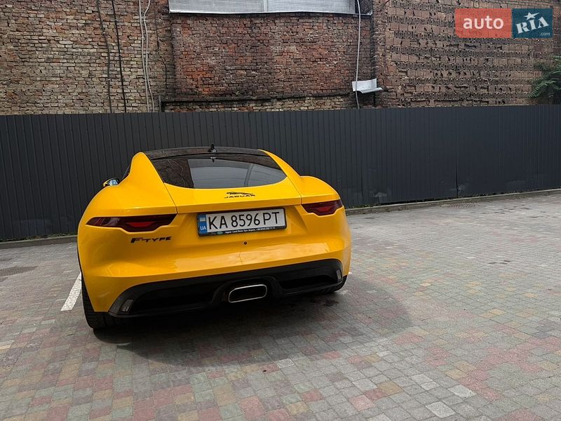 Купе Jaguar F-Type 2021 в Львове