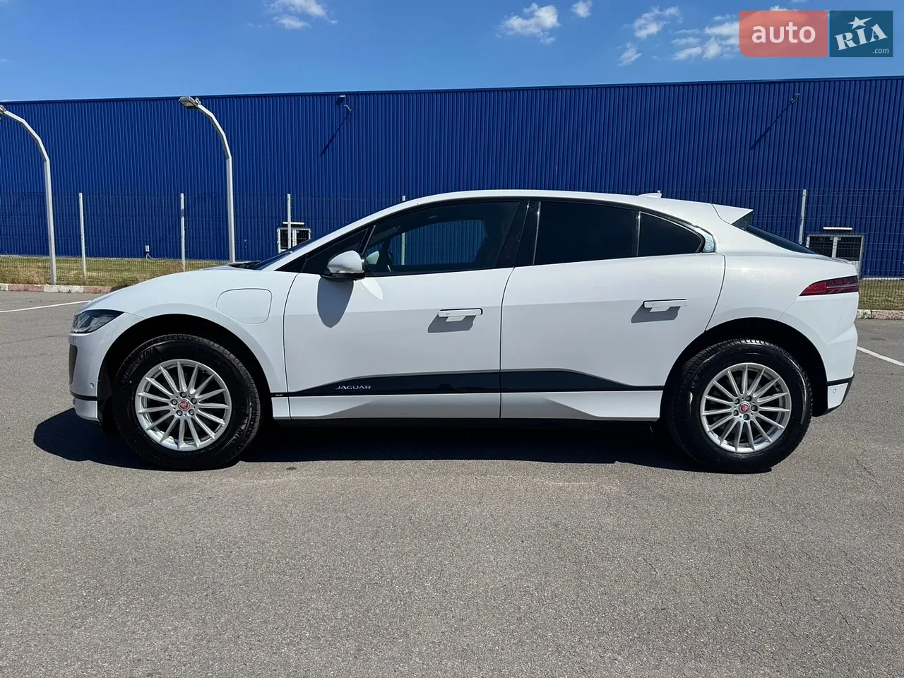 2019 Jaguar I-Pace - мініатюра 2