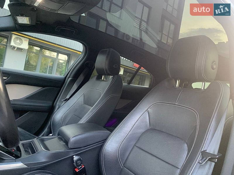 Внедорожник / Кроссовер Jaguar I-Pace 2019 в Новояворовске