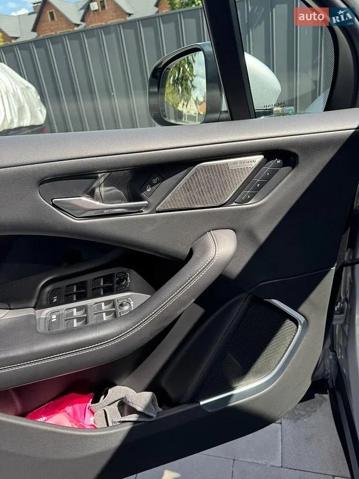 2019 Jaguar I-Pace - мініатюра 5