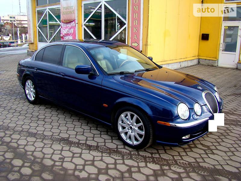 Jaguar S-Type 2002 года