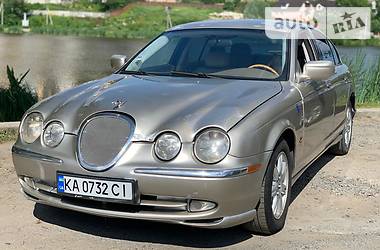 Jaguar S-Type  2001