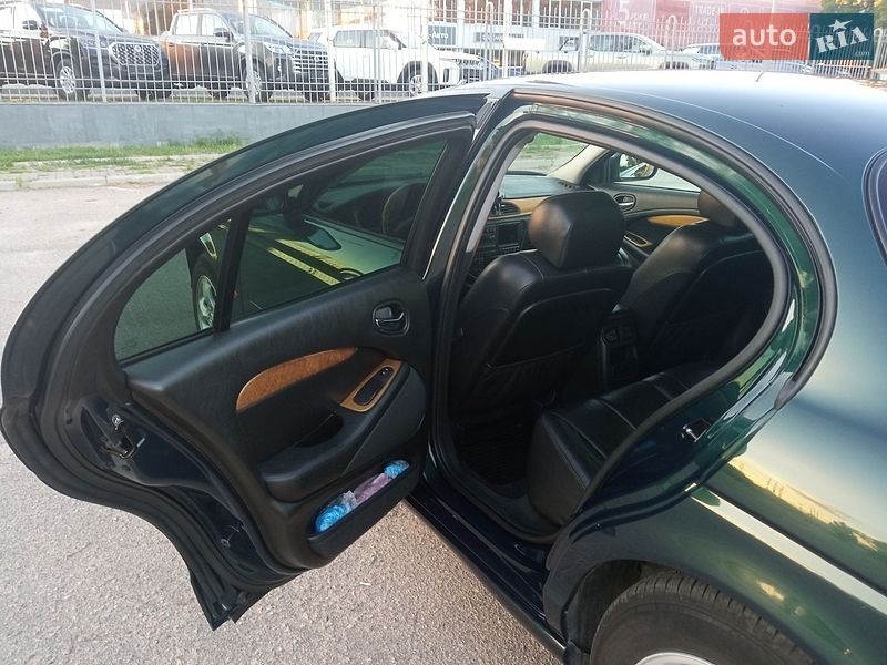 Седан Jaguar S-Type 2000 в Кропивницком