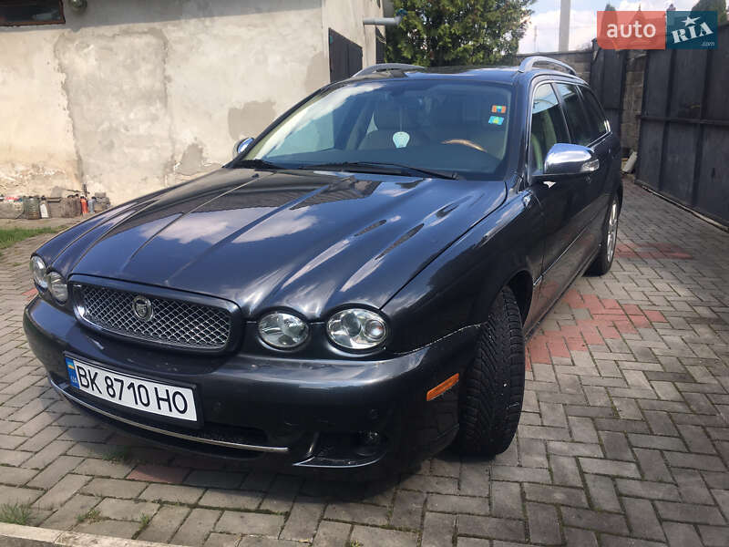 Jaguar X-Type