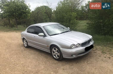 Jaguar X-Type  2001