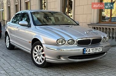 Jaguar X-Type  2003