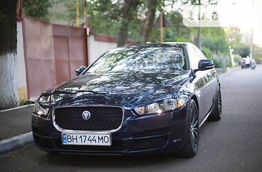 Jaguar XE 2.0 d 2017