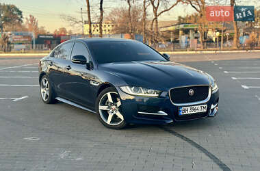 Jaguar XE  2015