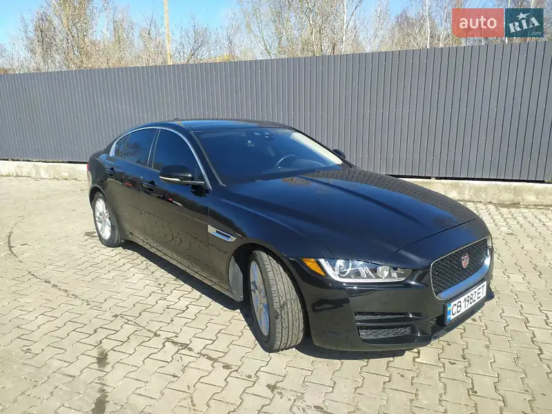 Jaguar XE