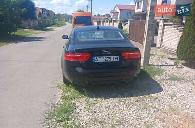 Jaguar XE  2017