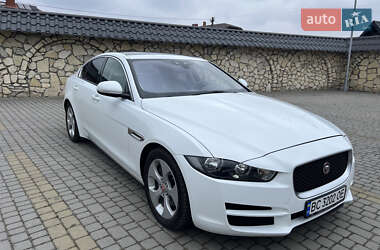 Jaguar XE  2016