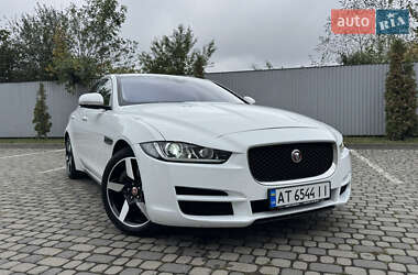 Jaguar XE  2016