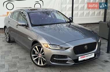 Jaguar XE 2020