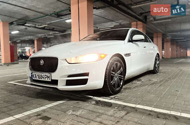 Jaguar XE  2016