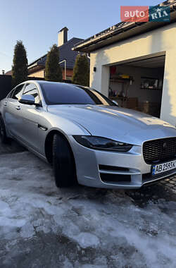 Jaguar XE  2016