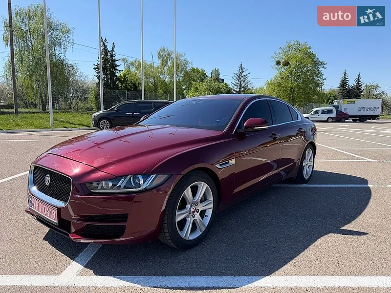Jaguar XE 2017