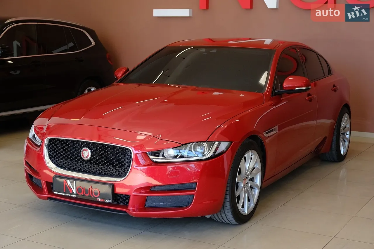 2015 Jaguar XE - мініатюра 3