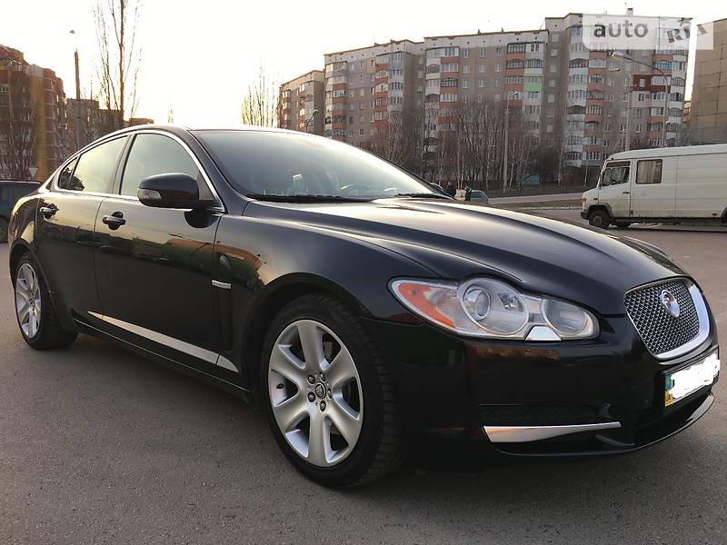 Jaguar XF 2008 года