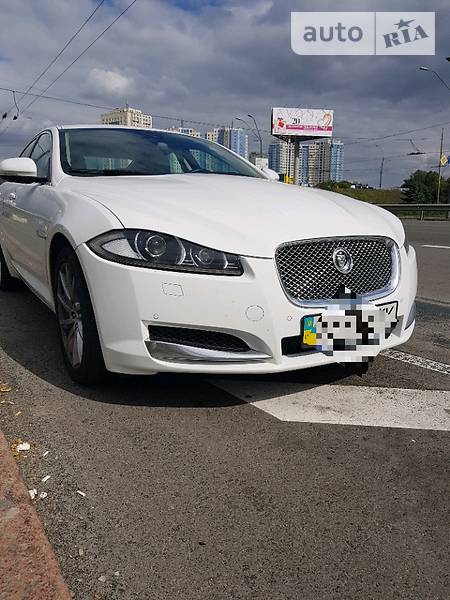 Jaguar XF 2013 года