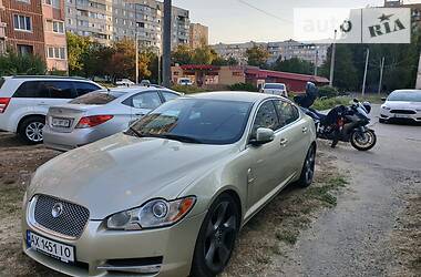 Jaguar XF  2009