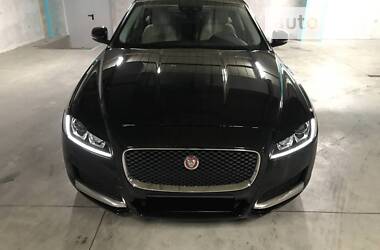 Jaguar XF  2016