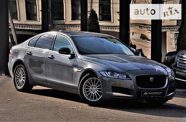 Jaguar XF  2016