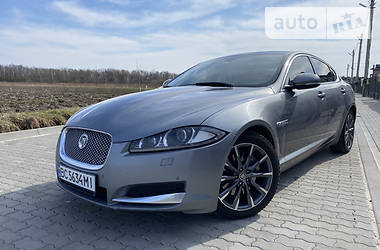 Jaguar XF  2011