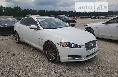 Jaguar XF 2.0T PREMIUM 2015