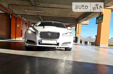 Jaguar XF  2013