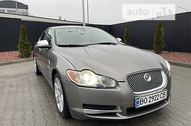 Jaguar XF  2009