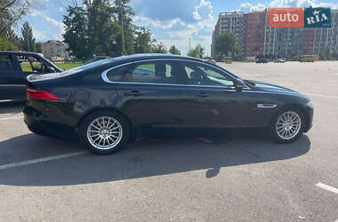Jaguar XF  2015