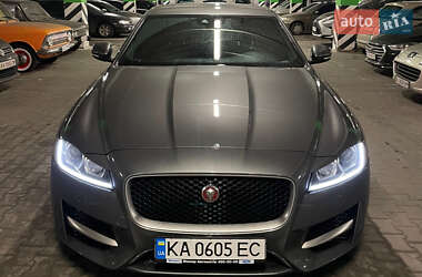 Jaguar XF 2016