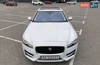 Jaguar XF  2016