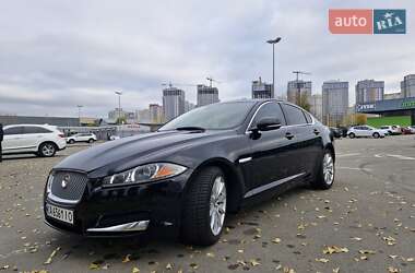 Jaguar XF  2013