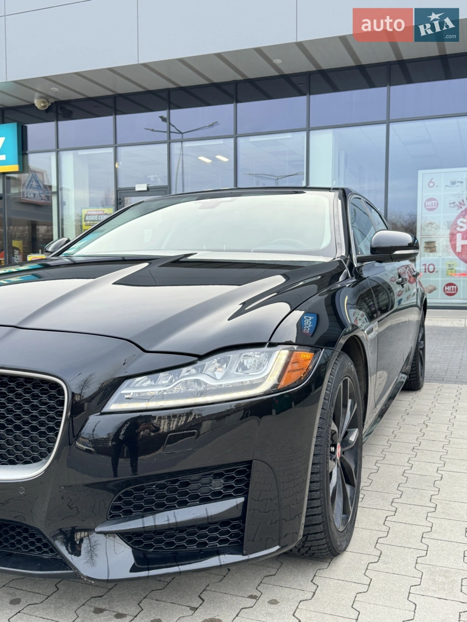 2017 Jaguar XF - мініатюра 4