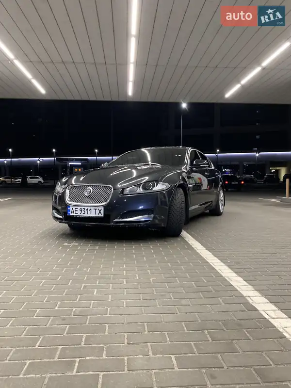 Jaguar XF 2012