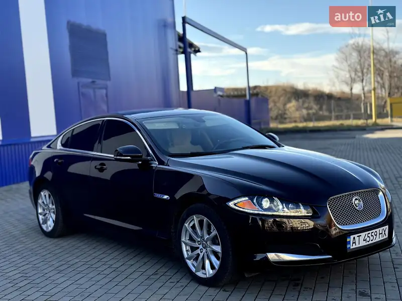 Jaguar XF 2012
