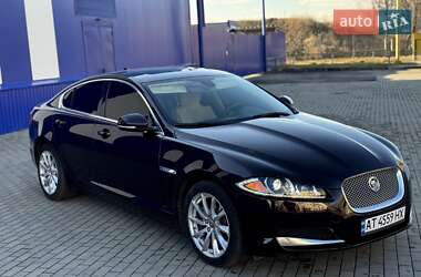 Jaguar XF  2012