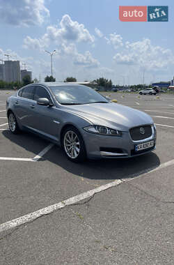 Jaguar XF  2013