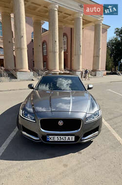 Jaguar XF  2015