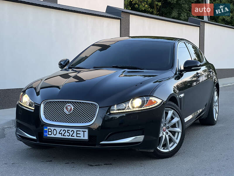 Jaguar XF
