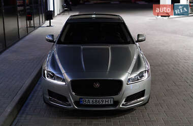 Jaguar XF  2015
