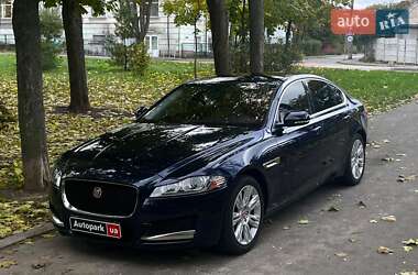 Jaguar XF  2016