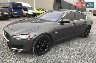 Jaguar XF  2016