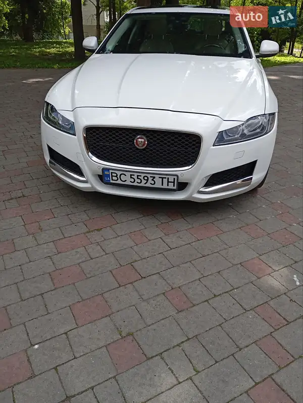 Jaguar XF 2016